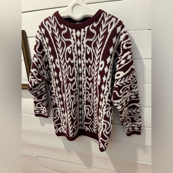 Vintage Burgundy Knit Sweater - White Stag size L - Picture 6 of 8